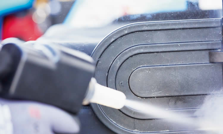 Industrielle Reinigung durch Trockeneisstrahlen